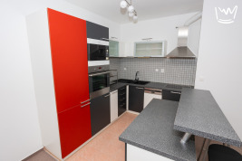 Byt 1+kk, 37 m2, balkon, sklep, garážové stání, Boloňská, Praha